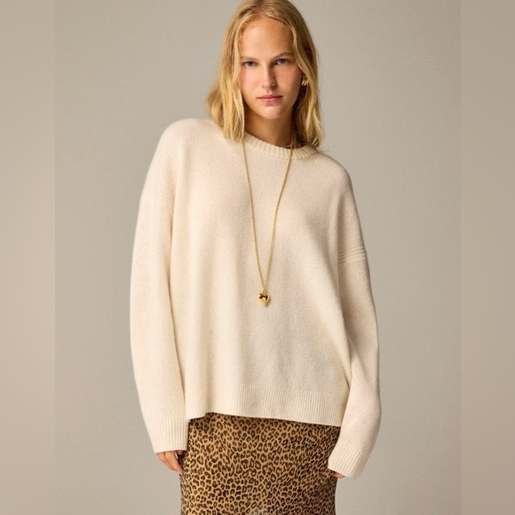 J. Crew Sweaters - NWT J. Crew OVERSIZED Wool Relaxed Crewneck Sweater in Ivory, Size Small